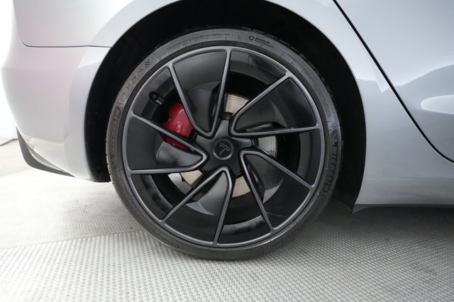 2024 Tesla Model 3 — photo 17 of 21