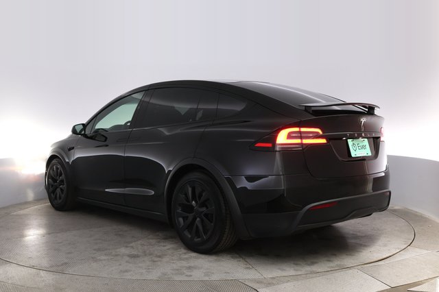2025 Tesla Model X — photo 13 of 21