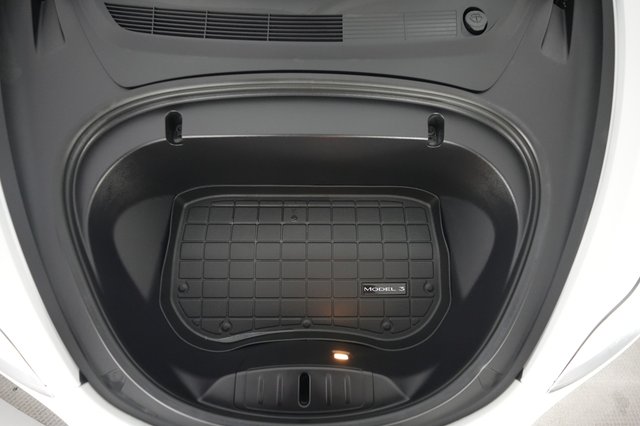 2020 Tesla Model 3 — photo 23 of 24