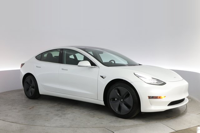 2020 Tesla Model 3 — photo 11 of 24