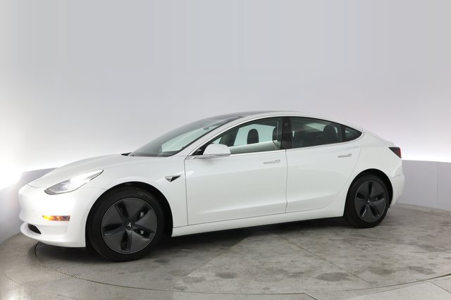 2020 Tesla Model 3 — photo 14 of 24