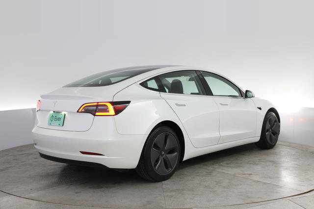 2020 Tesla Model 3 — photo 2 of 24