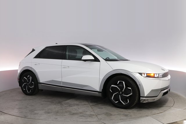 2024 Hyundai IONIQ 5 — photo 11 of 21