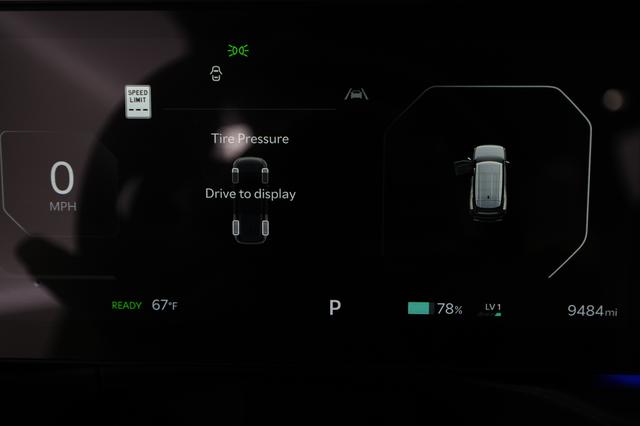 2024 Kia EV9 — photo 5 of 21