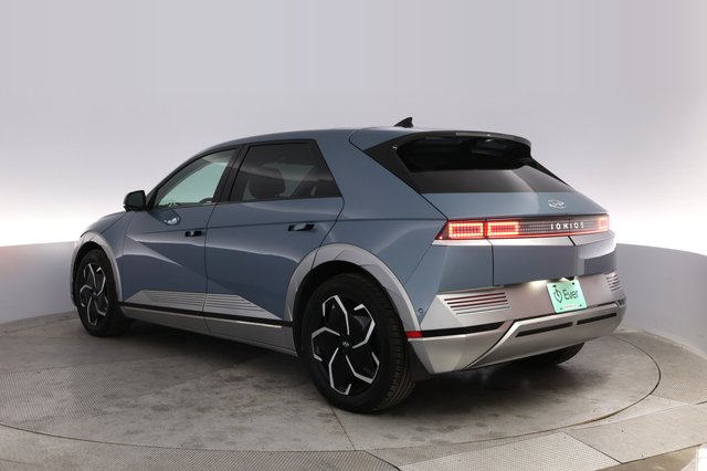 2024 Hyundai IONIQ 5 — photo 13 of 20