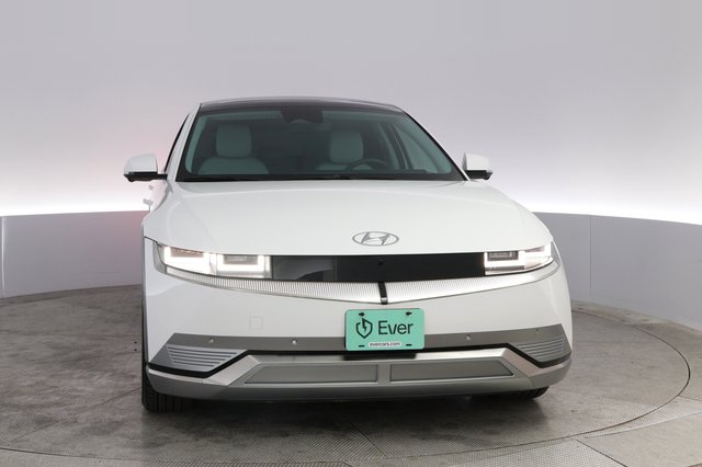 2024 Hyundai IONIQ 5 — photo 9 of 24