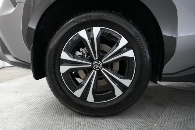 2025 Toyota bZ4X — photo 17 of 20