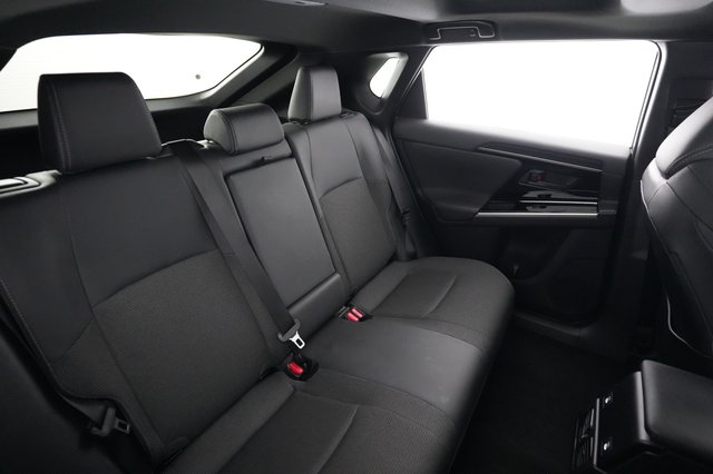 2025 Toyota bZ4X — photo 4 of 20