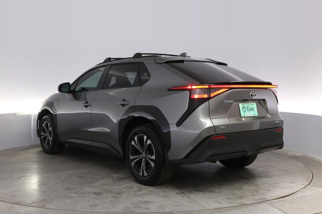 2025 Toyota bZ4X — photo 13 of 20