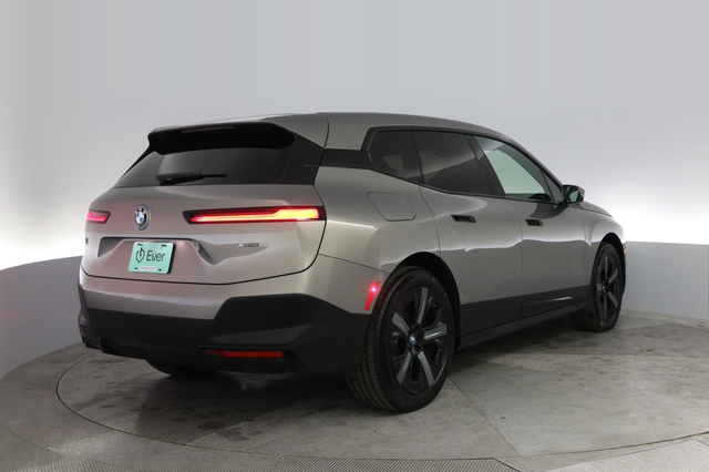2022 BMW iX