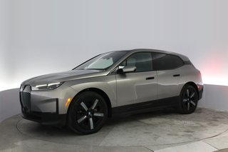2022 BMW iX — photo 14 of 20