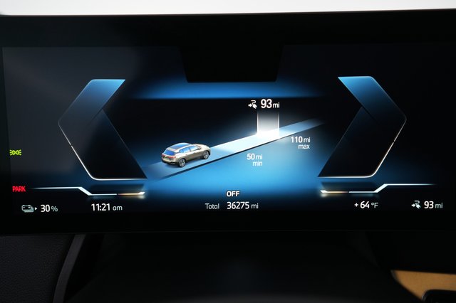 2022 BMW iX — photo 5 of 20