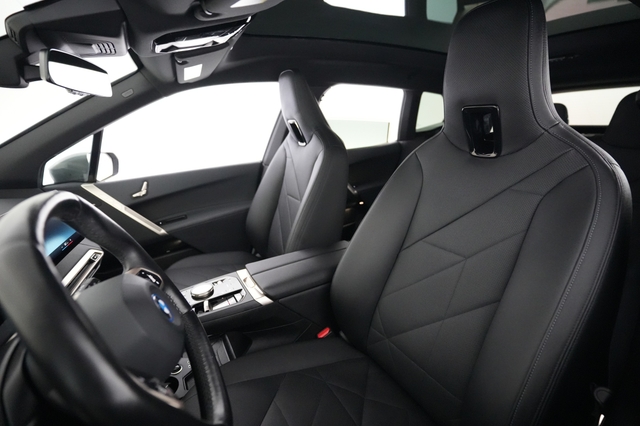 2022 BMW iX