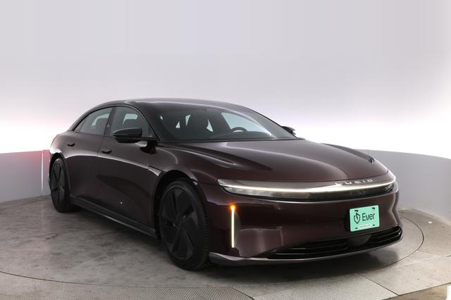 2023 Lucid Air — photo 10 of 21