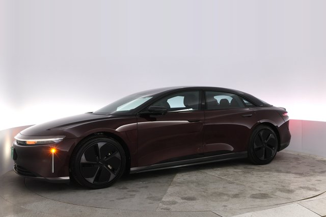 2023 Lucid Air — photo 14 of 21
