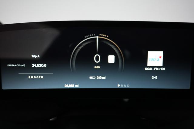 2023 Lucid Air — photo 5 of 21