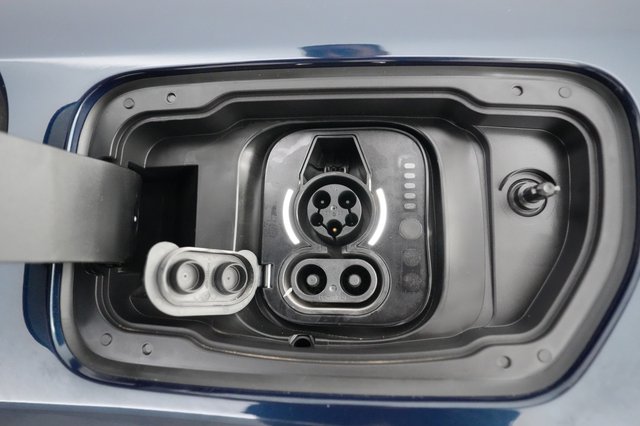 2024 Jeep Wagoneer S — photo 8 of 20