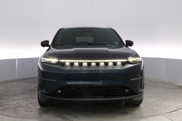 2024 Jeep Wagoneer S — photo 9 of 20