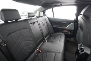 2024 BMW i5 — photo 4 of 20