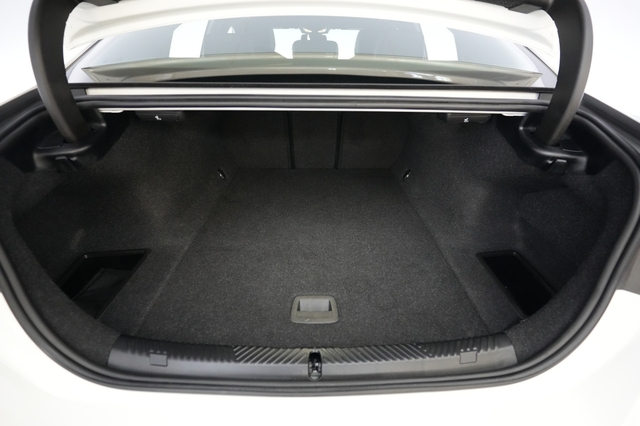 2024 BMW i5