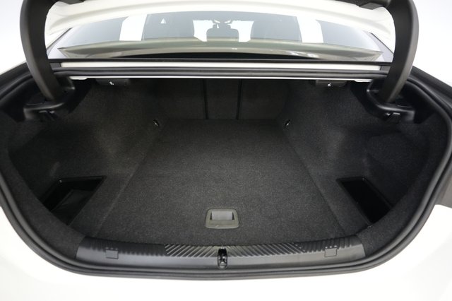2024 BMW i5 — photo 6 of 20