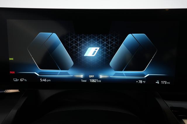 2024 BMW i5 — photo 5 of 20