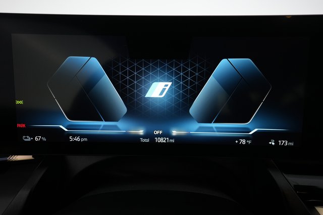 2024 BMW i5 — photo 5 of 20