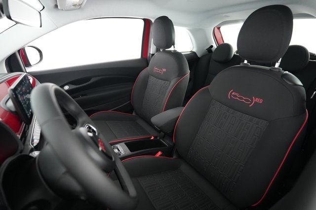 2024 Fiat 500e — photo 3 of 20