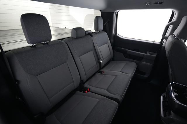 2024 Ford F-150 Lightning — photo 4 of 15