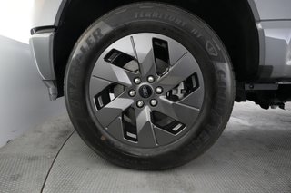 2024 Ford F-150 Lightning — photo 9 of 15