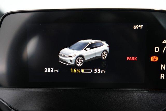 2024 Volkswagen ID.4 — photo 5 of 20