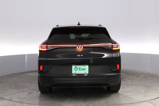 2024 Volkswagen ID.4 — photo 12 of 20