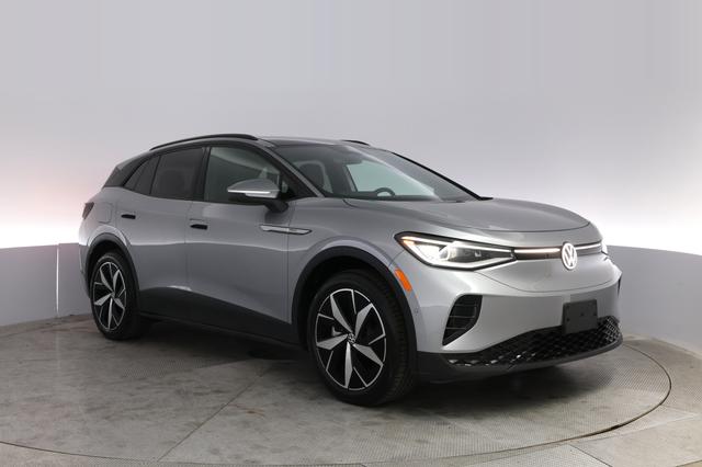 2024 Volkswagen ID.4 — photo 10 of 19