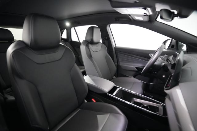 2024 Volkswagen ID.4 — photo 5 of 19