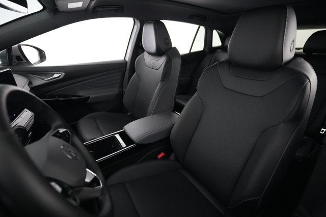 2024 Volkswagen ID.4 — photo 3 of 19