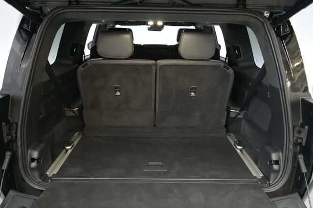 2024 Rivian R1S — photo 6 of 22
