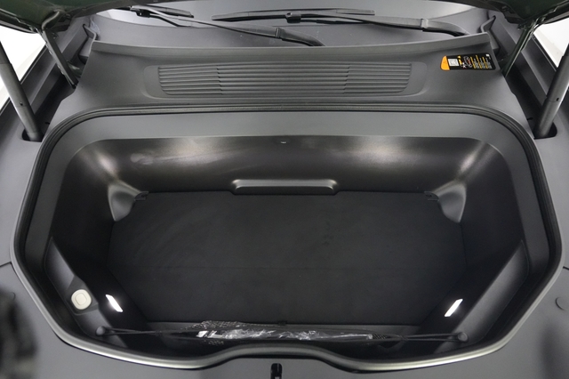 2024 Rivian R1S