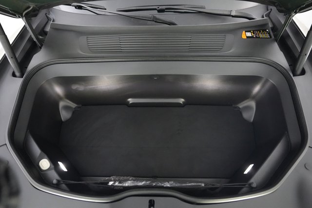 2024 Rivian R1S — photo 25 of 26