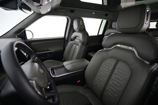 2024 Rivian R1S — photo 3 of 26