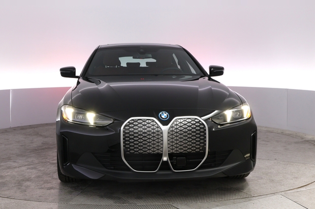2025 BMW i4
