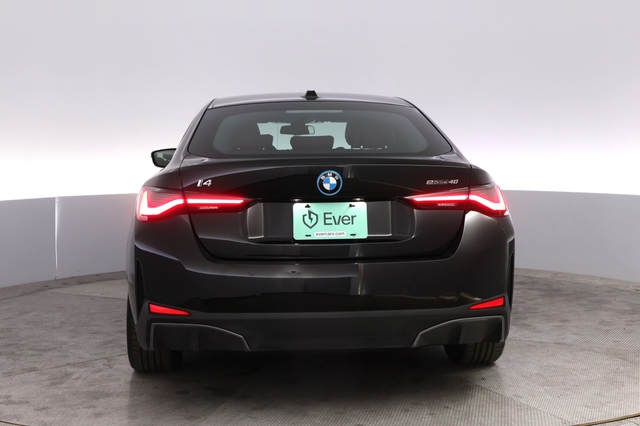 2025 BMW i4