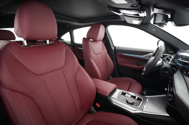 2025 BMW i4