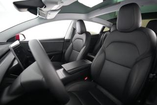 2025 Tesla Model 3 — photo 3 of 23