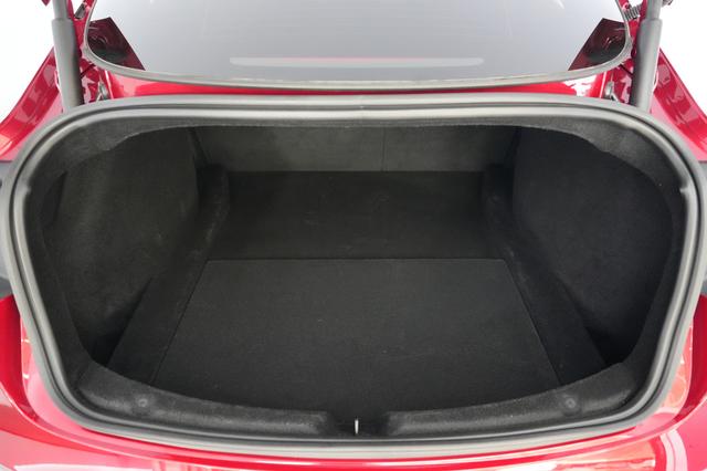 2025 Tesla Model 3 — photo 6 of 23