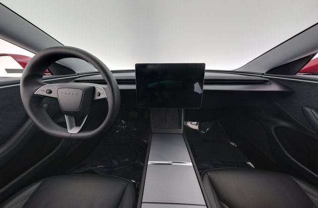 2025 Tesla Model 3 — photo 21 of 23