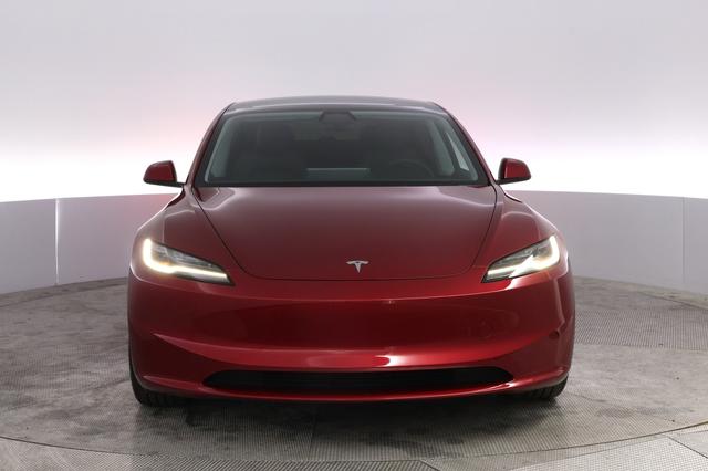 2025 Tesla Model 3 — photo 9 of 23