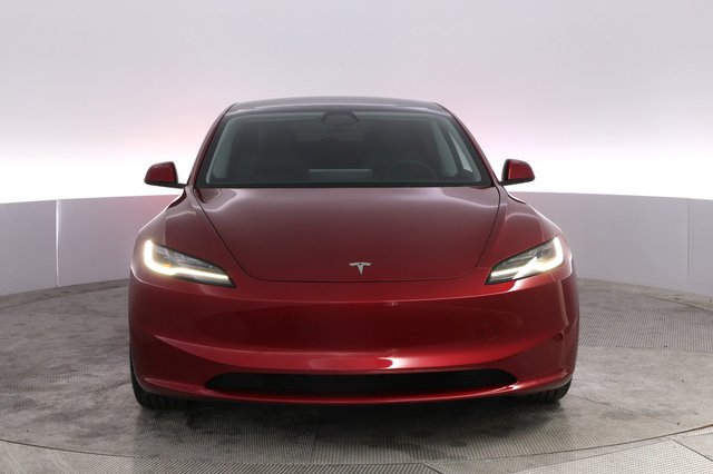 2025 Tesla Model 3 — photo 9 of 23