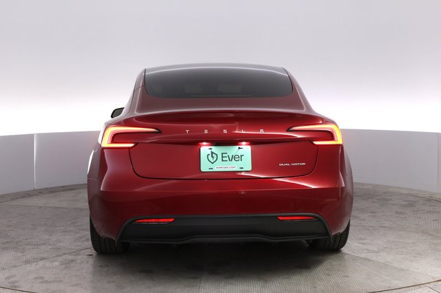 2025 Tesla Model 3 — photo 12 of 23