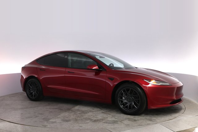 2025 Tesla Model 3 — photo 11 of 23