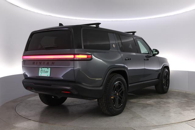 2025 Rivian R1S — photo 2 of 23